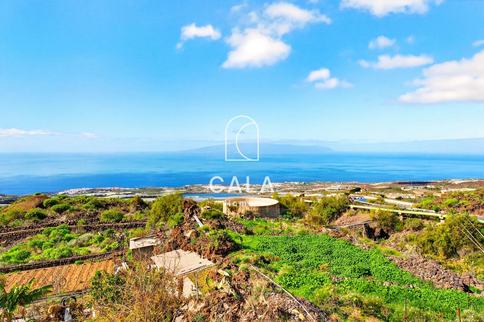 Unique Property with Studio and Ocean Views in Guia de Isora