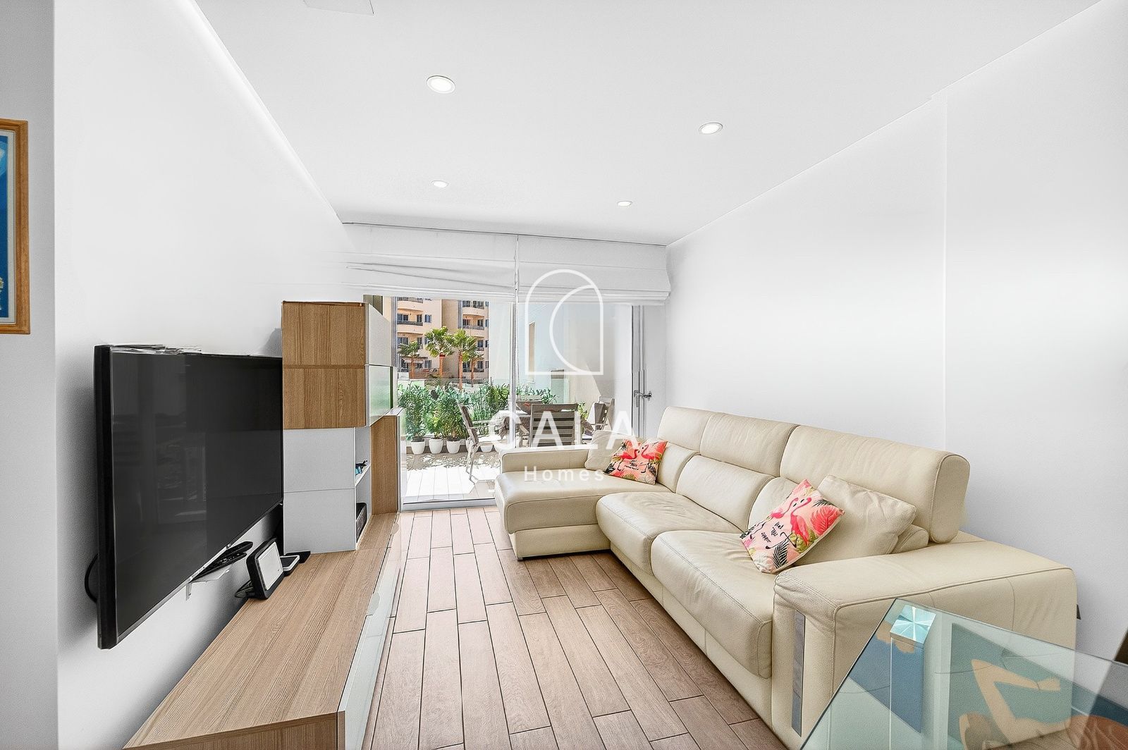 Modern apartment in Playa Paraíso