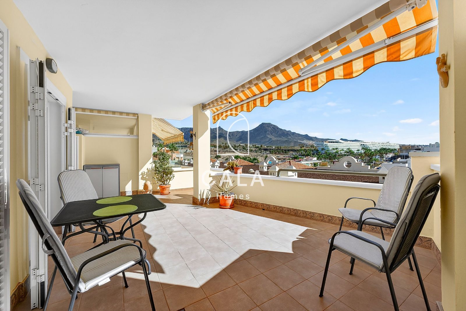 Seaside Apartment in La Caleta