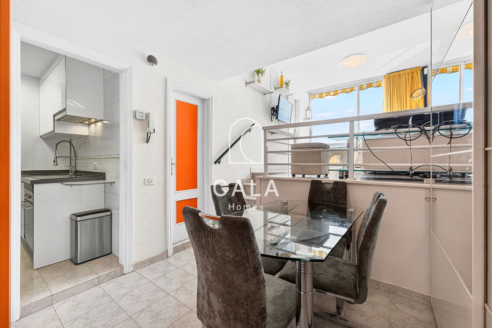 Piso con Vistas Panorámicas en Los Gigantes