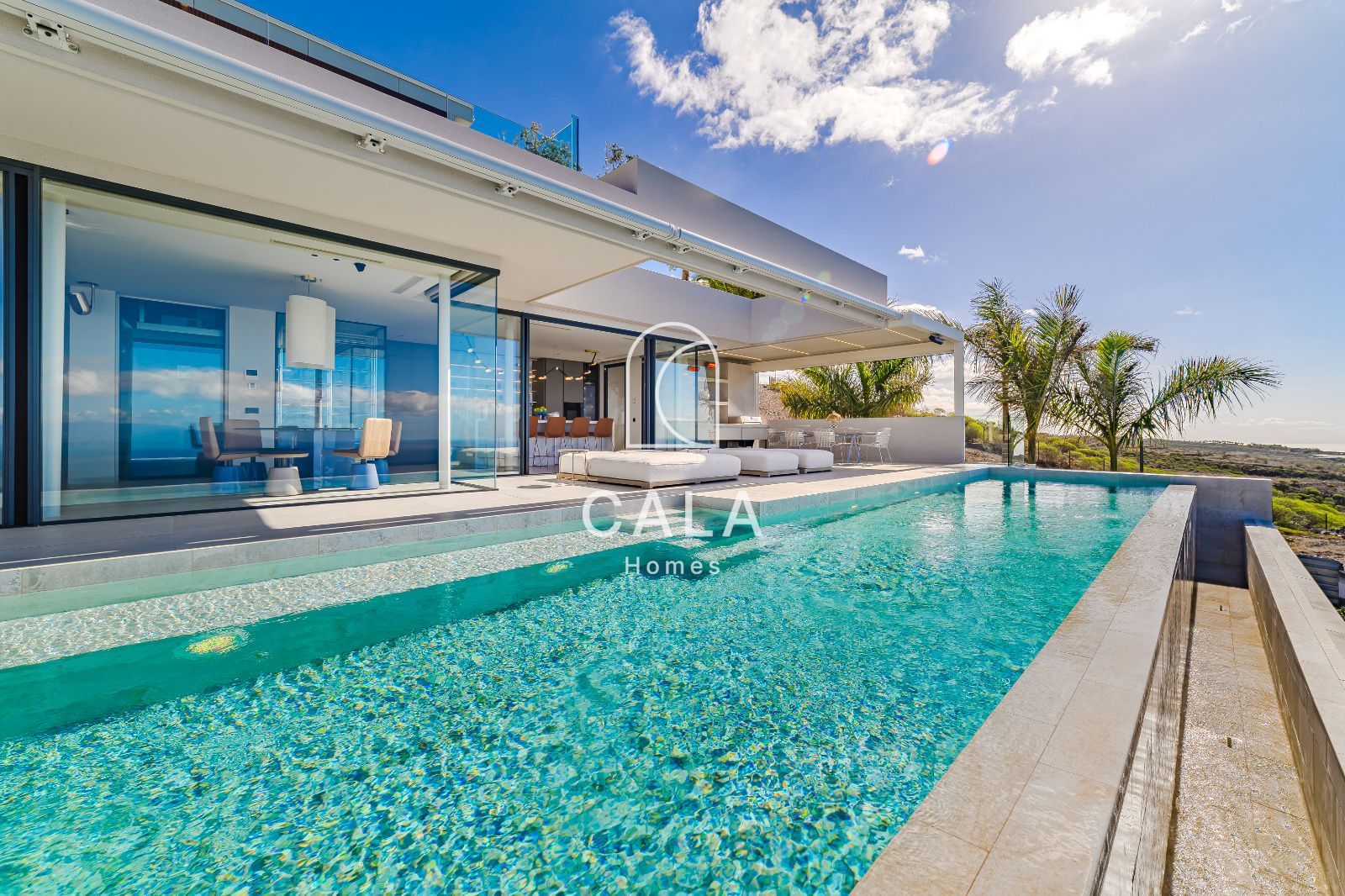 Exclusive Luxury Villa with Sea Views and Infinity Pool in Abama