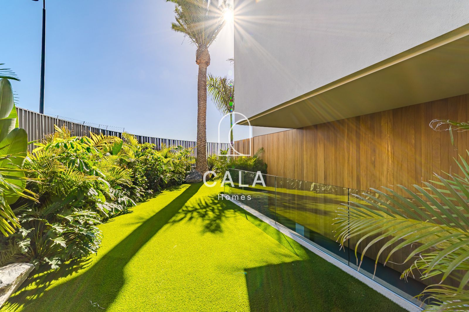 Exclusive Luxury Villa with Sea Views and Infinity Pool in Abama