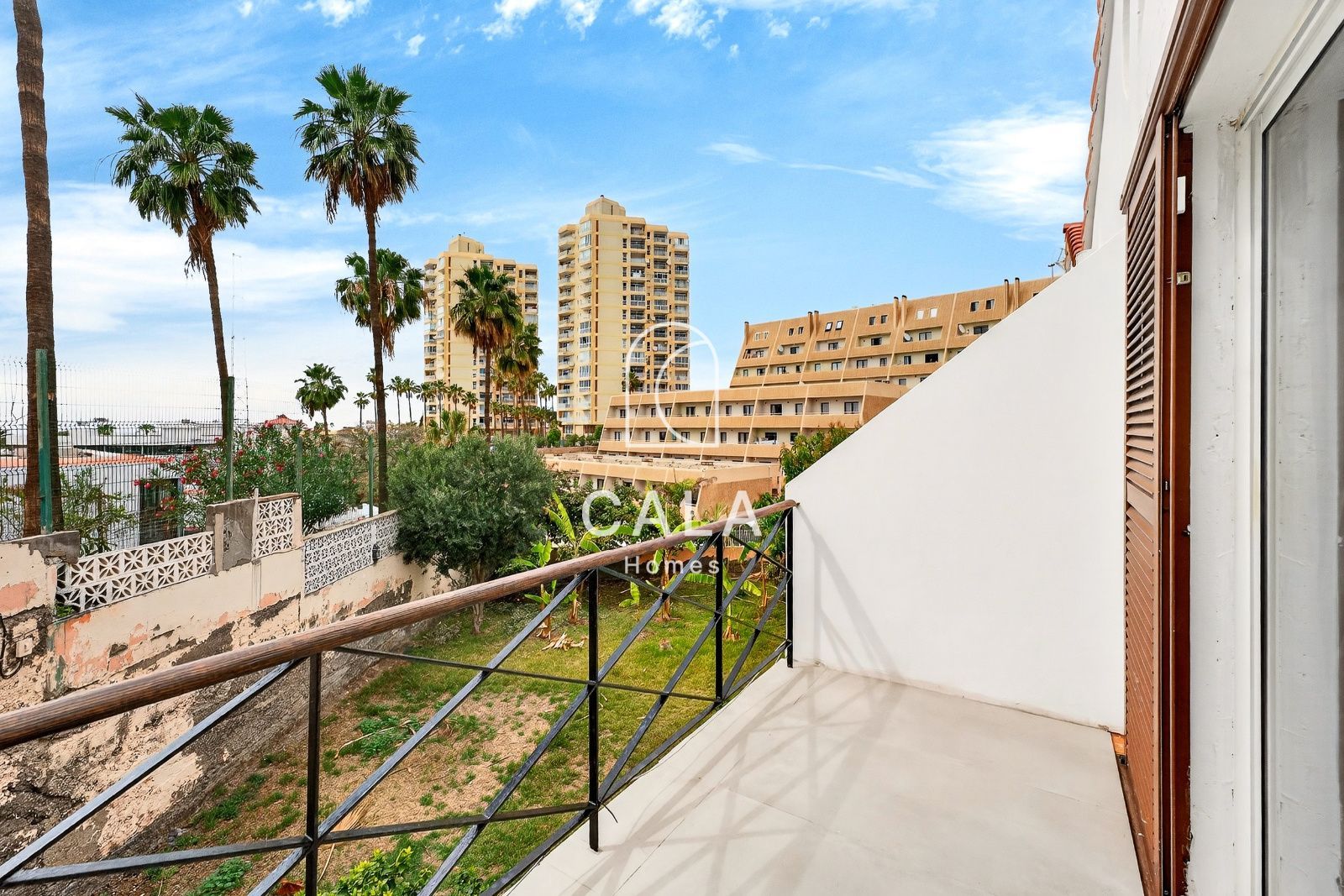 Renovated Townhouse in the Heart of Playa de Las Américas