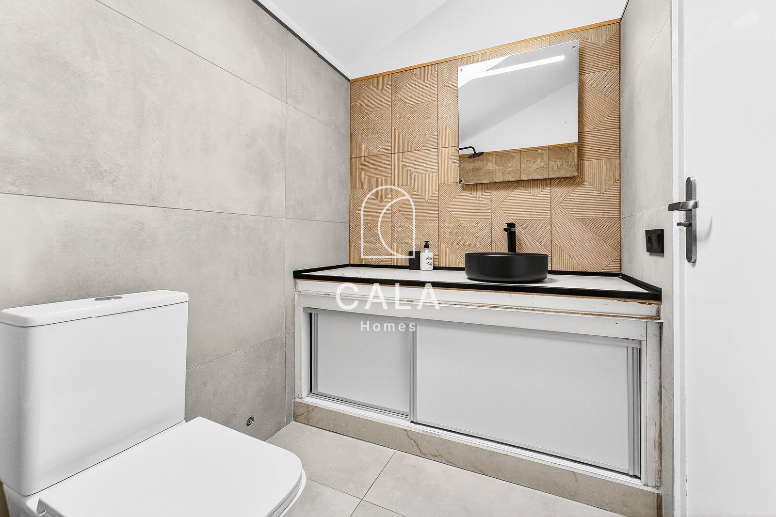 Renovated Townhouse in the Heart of Playa de Las Américas