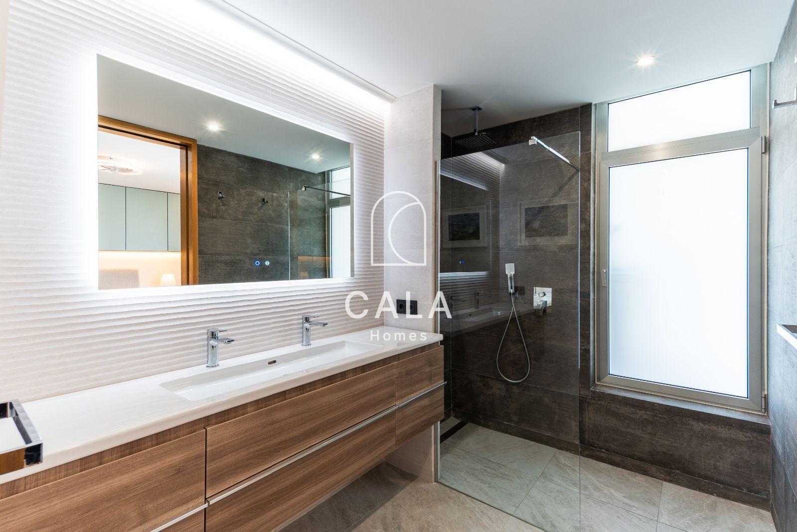 Semi-detached duplex in Los Cristianos