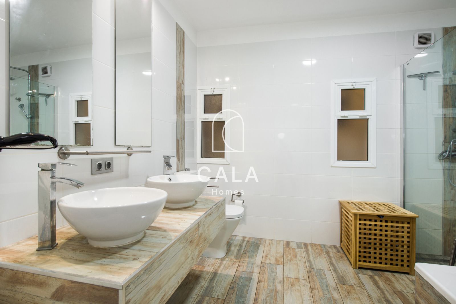 Unique opportunity in Los Gigantes: apartment with panoramic ocean and mountain views