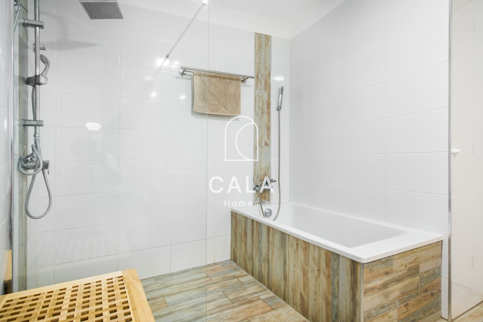 Unique opportunity in Los Gigantes: apartment with panoramic ocean and mountain views