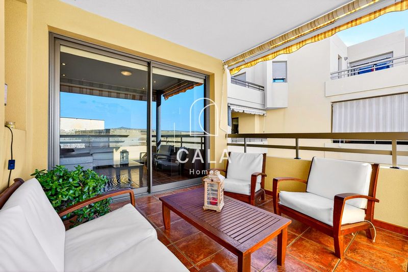 Maison de ville en vente El Medano, Santa Cruz Tenerife. Ref: 1317. Cala Homes