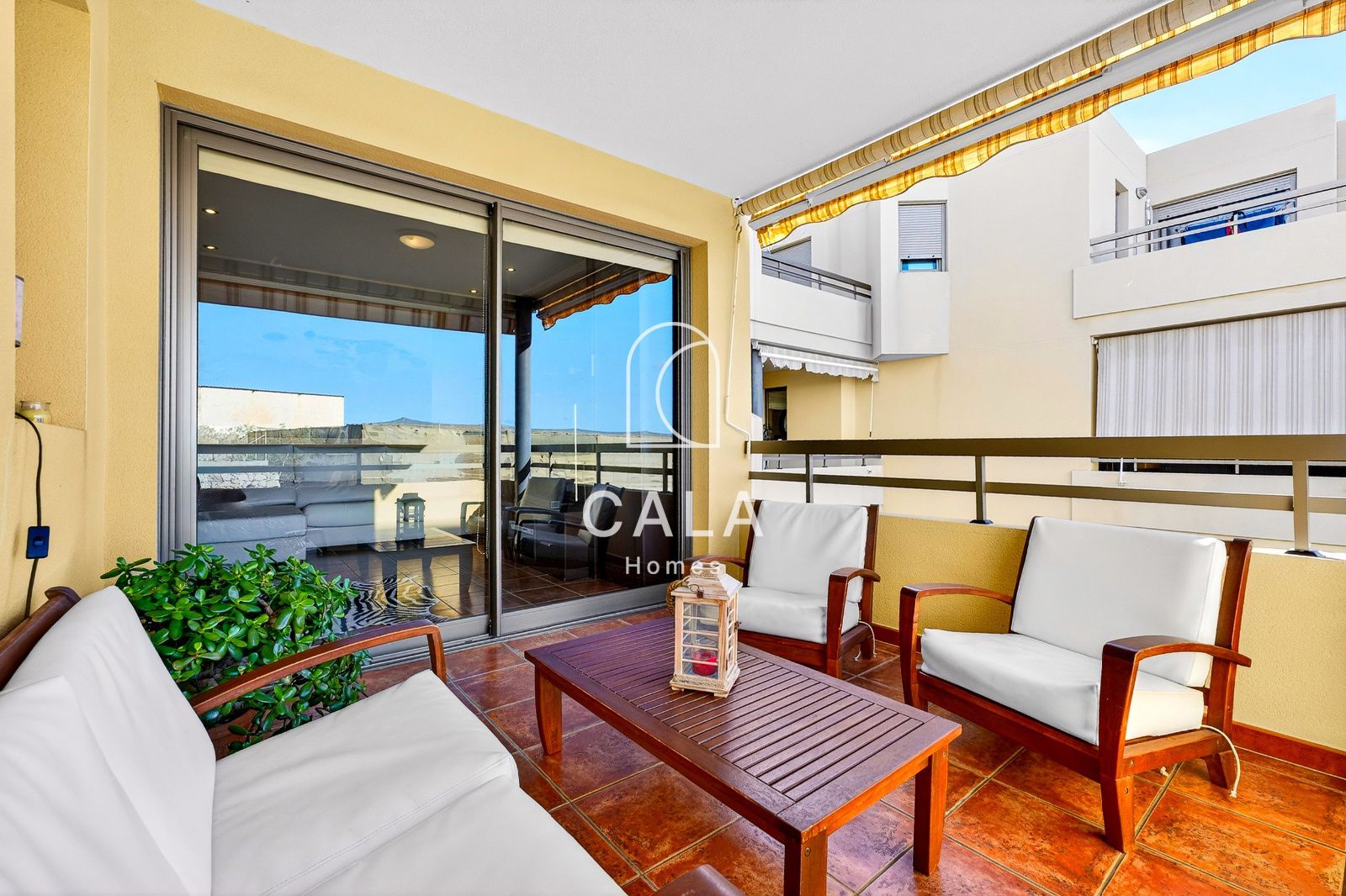 Townhouse in a Quiet and Exclusive Location by the Sea