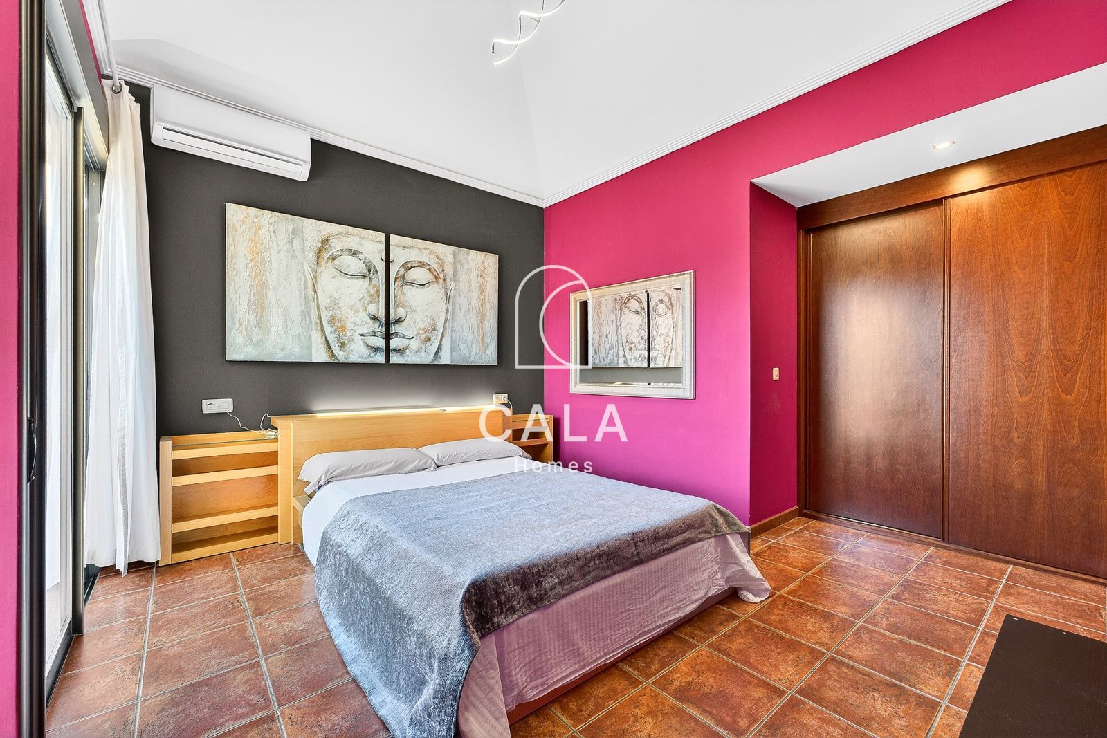 Townhouse in a Quiet and Exclusive Location by the Sea