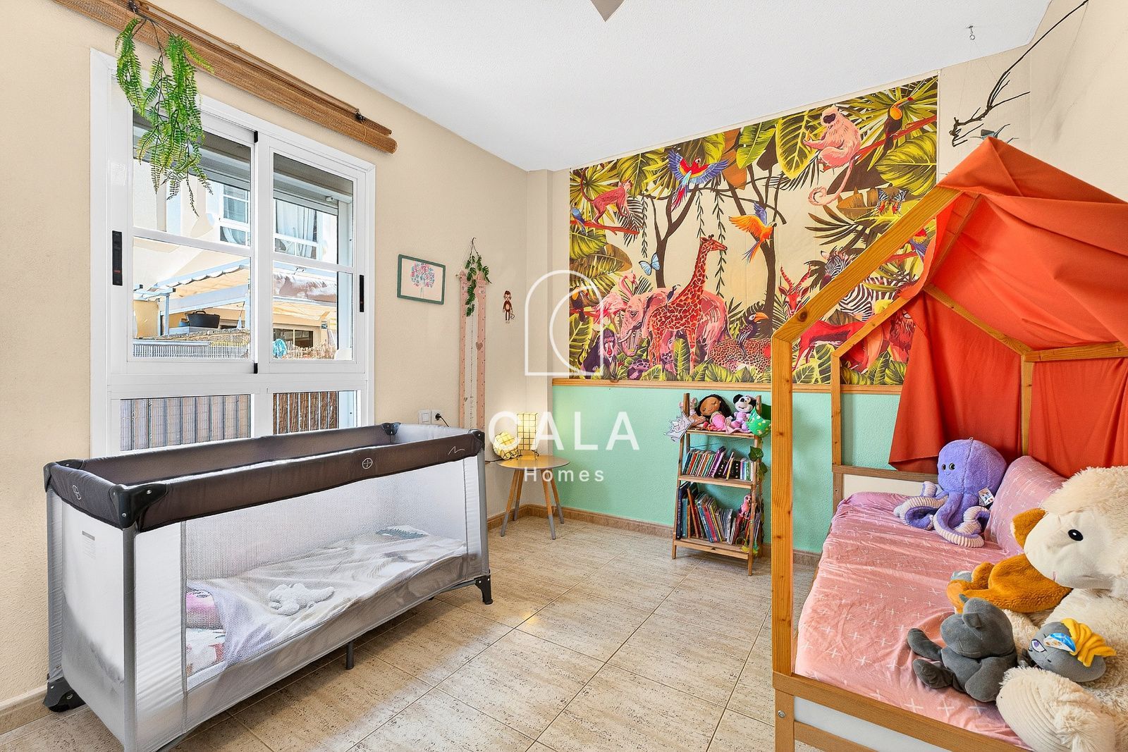 Duplex in the Arcoiris complex Callao Salvaje