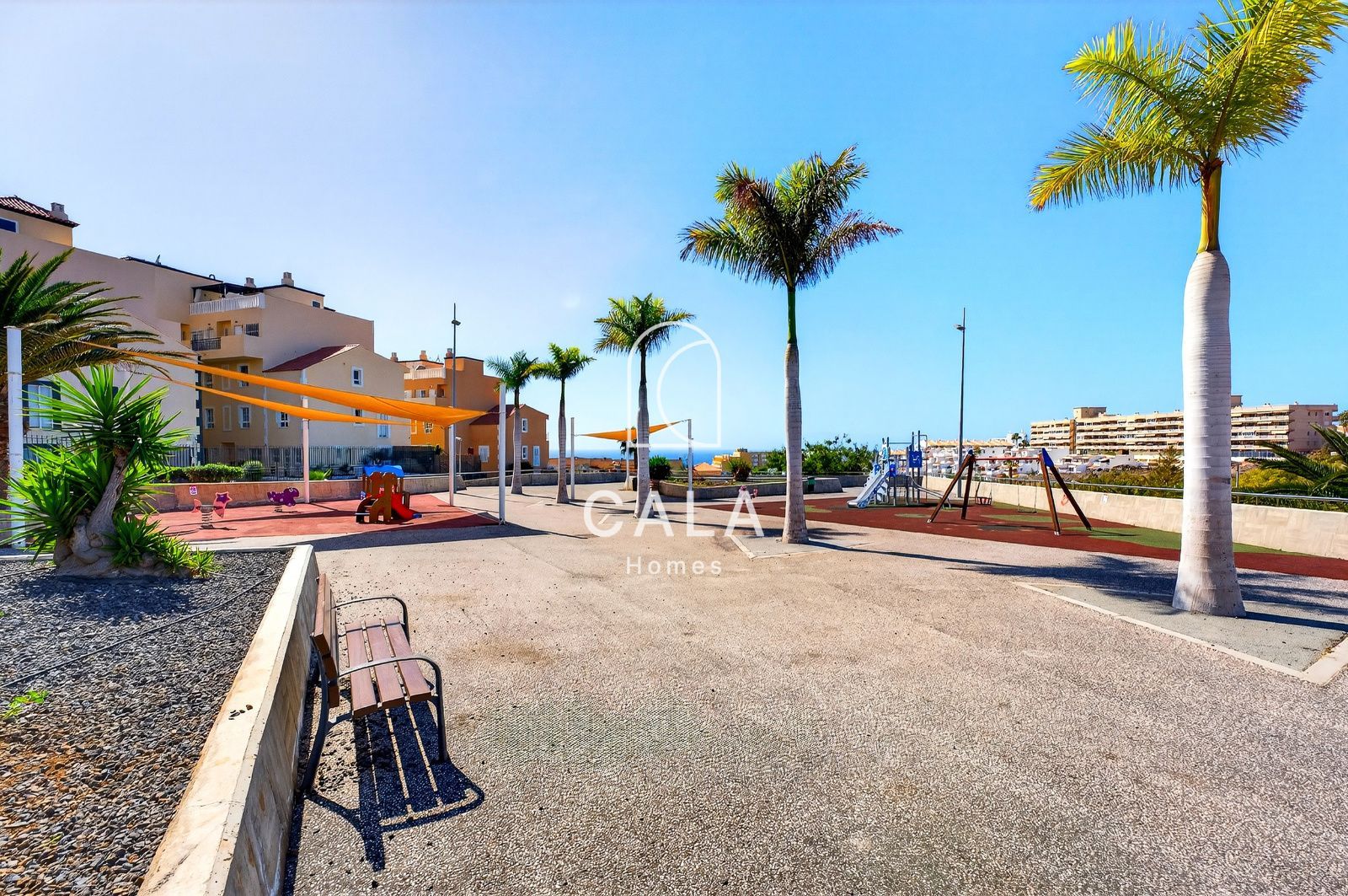 Duplex in the Arcoiris complex Callao Salvaje