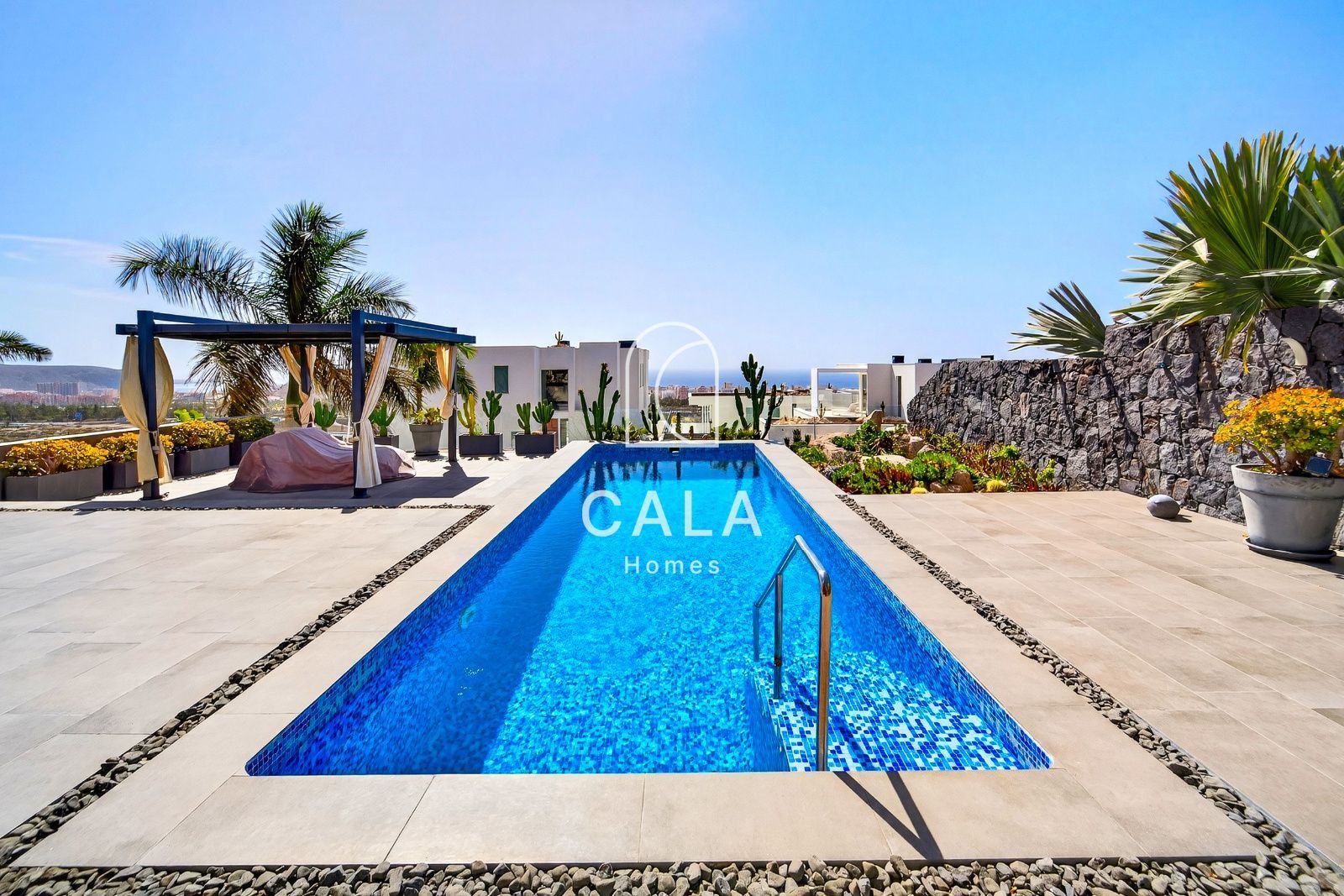 Villa with Panoramic Views in La Caldera