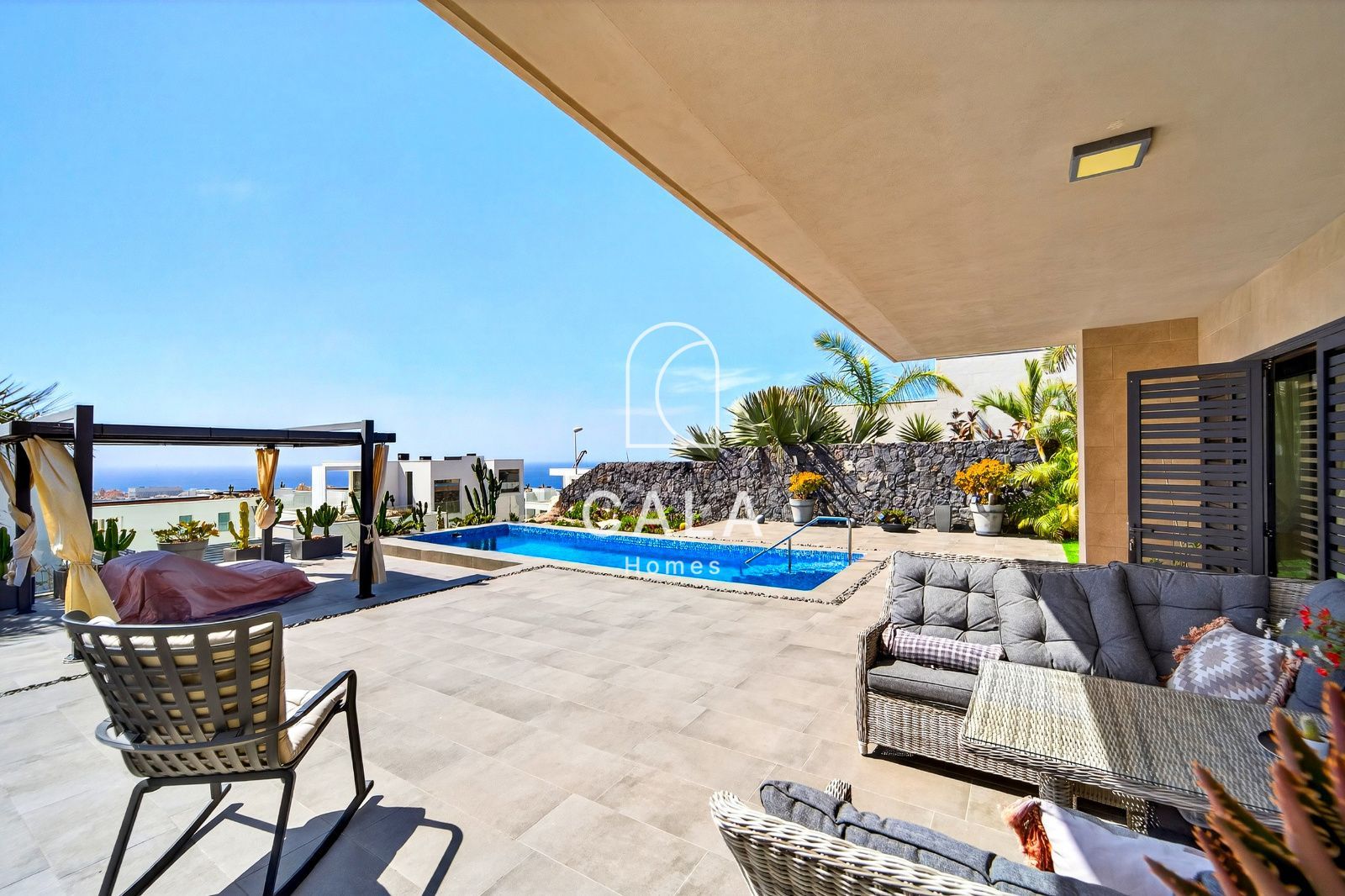 Villa with Panoramic Views in La Caldera