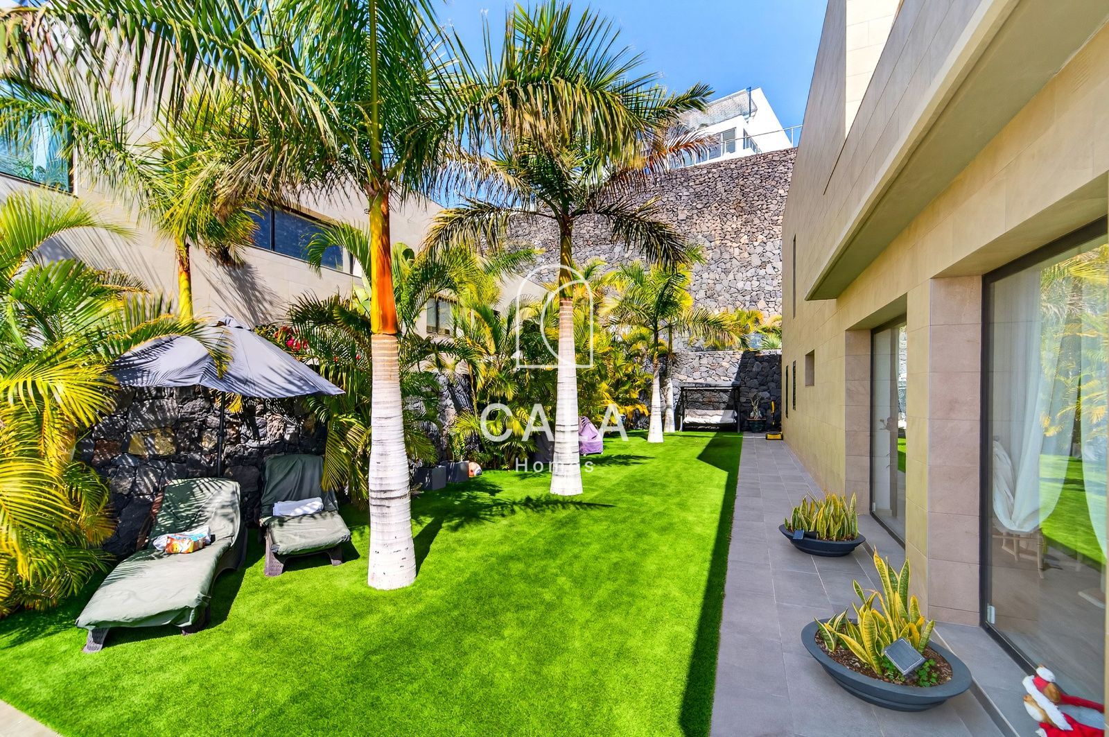 Villa with Panoramic Views in La Caldera