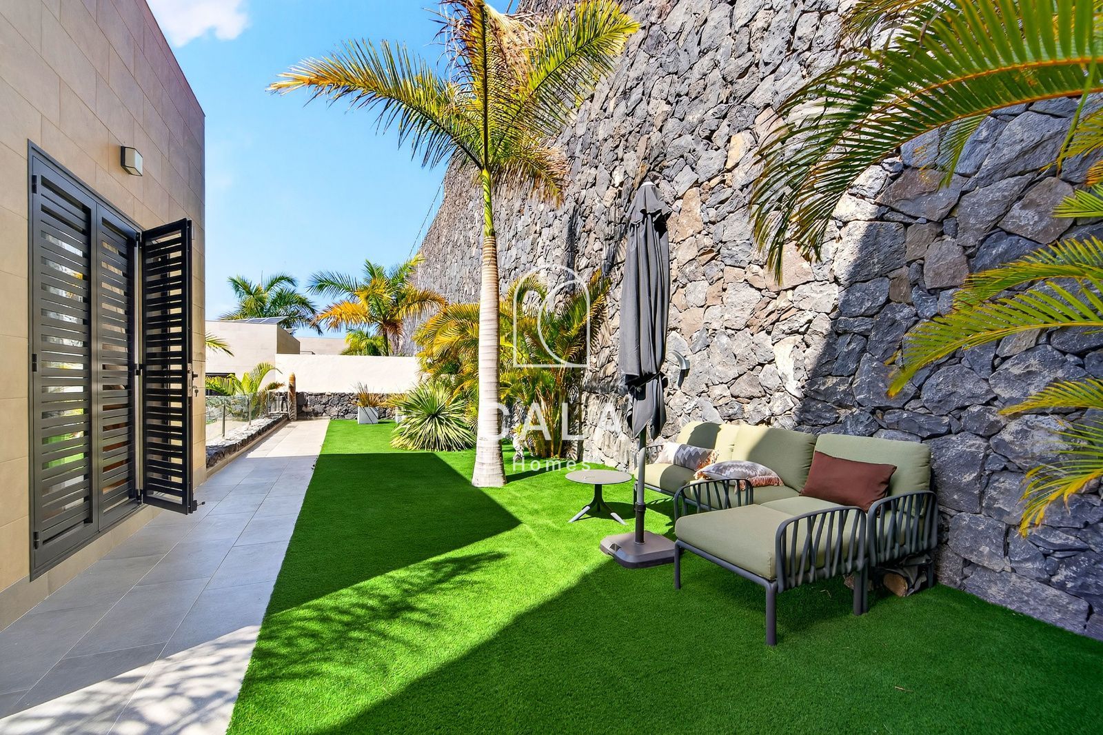 Villa with Panoramic Views in La Caldera