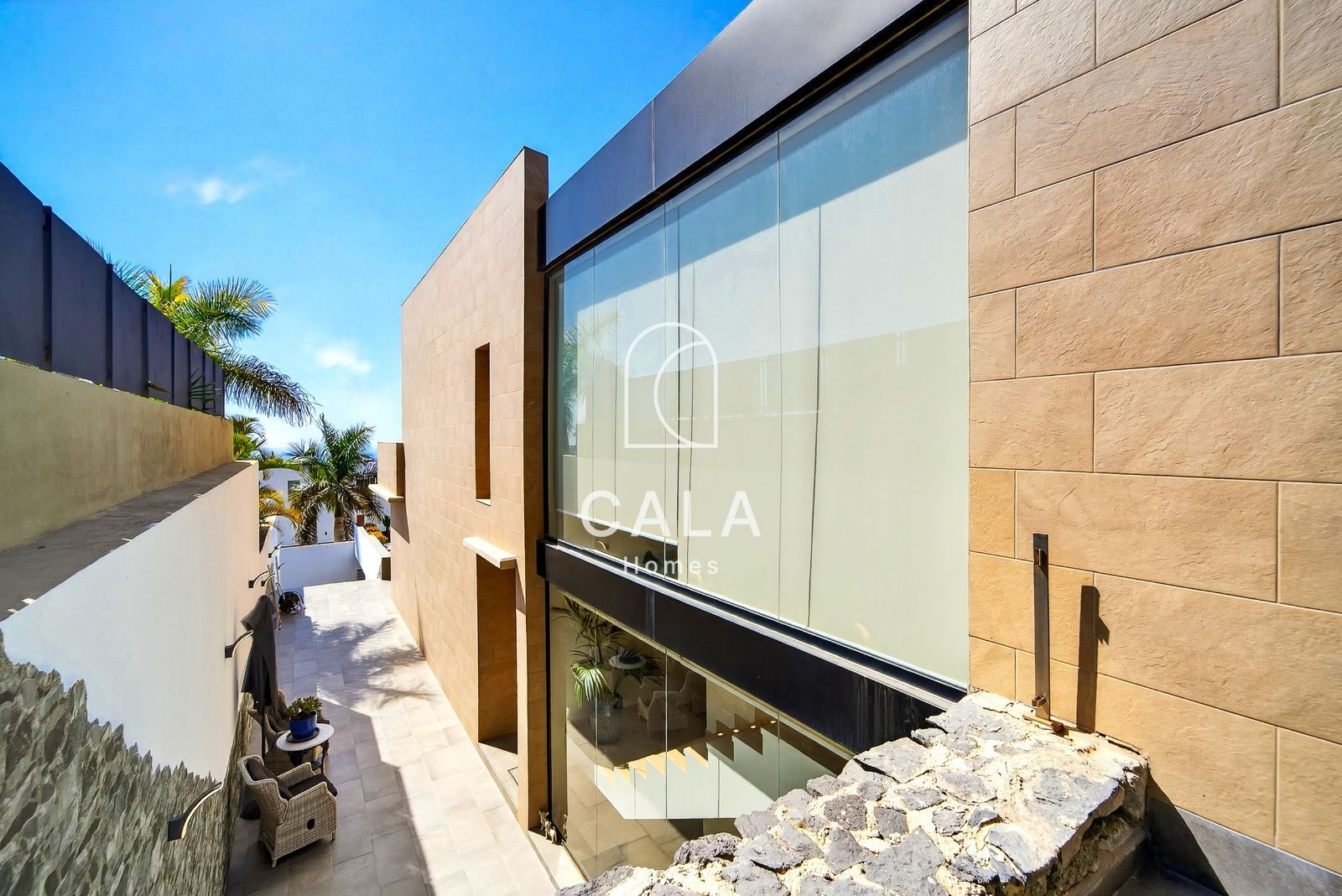 Villa with Panoramic Views in La Caldera