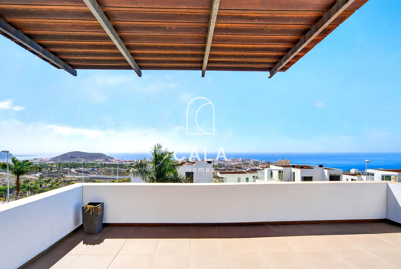 Villa with Panoramic Views in La Caldera