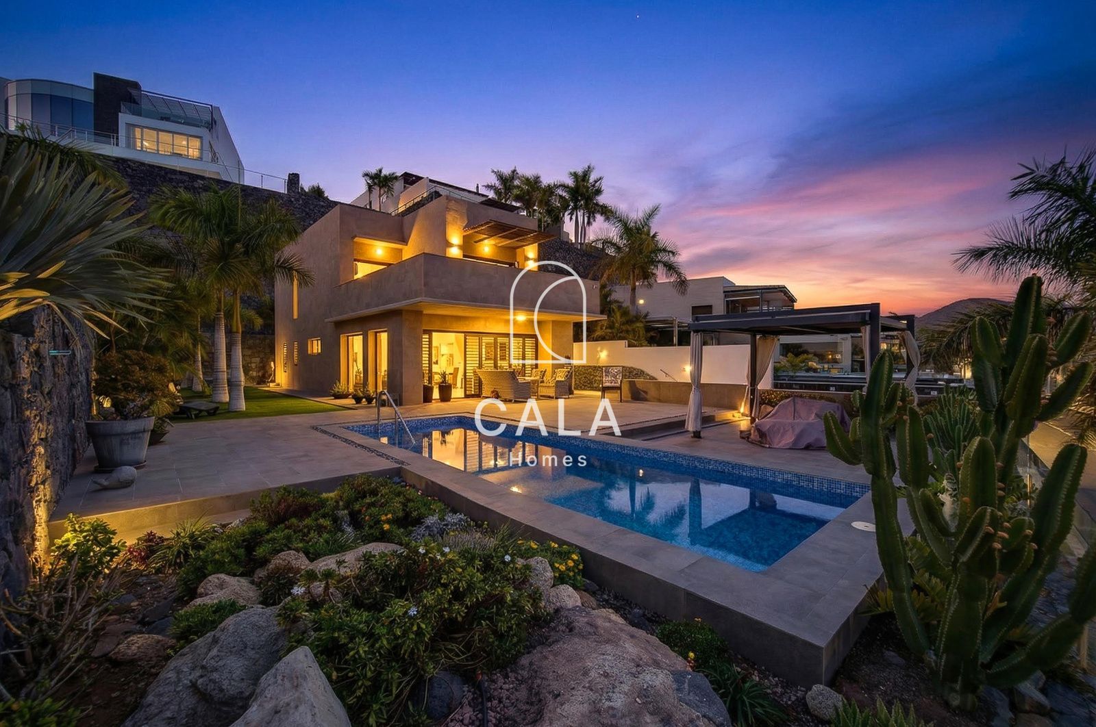 Villa with Panoramic Views in La Caldera