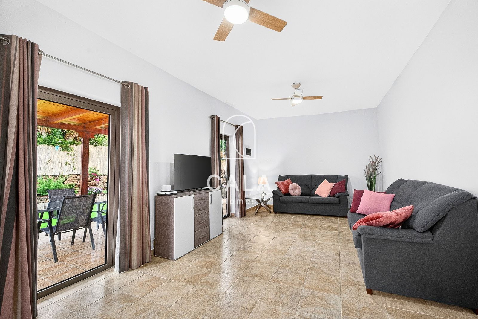 Hogar Amplio en Chío con Vistas Panorámicas