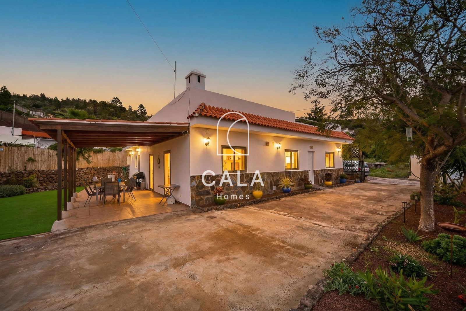 Hogar Amplio en Chío con Vistas Panorámicas