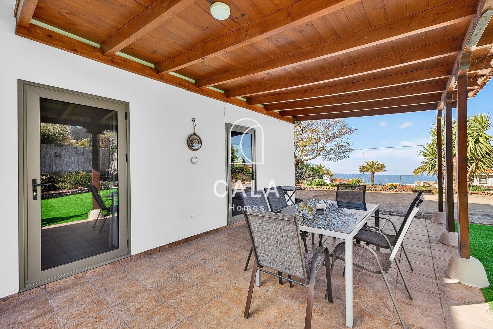 Detached House in Chío with Panoramic Views