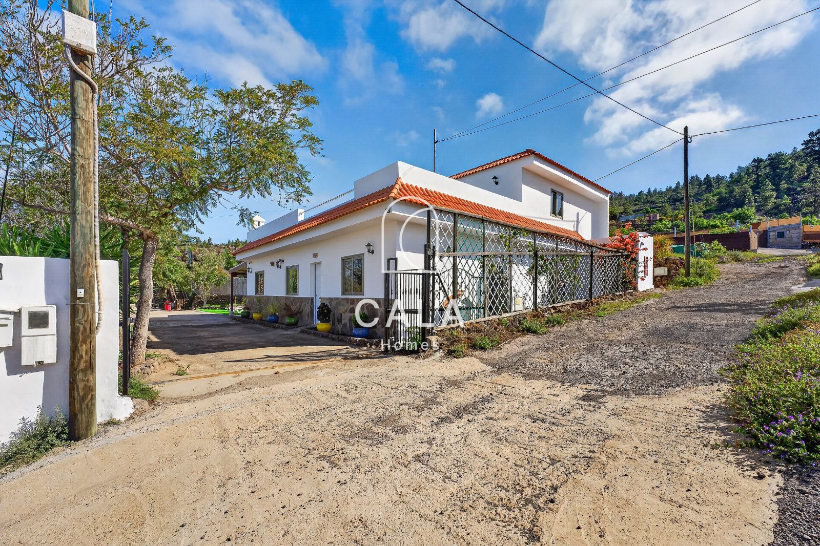 Detached House in Chío with Panoramic Views