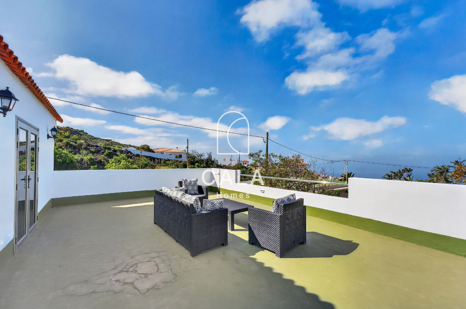 Detached House in Chío with Panoramic Views