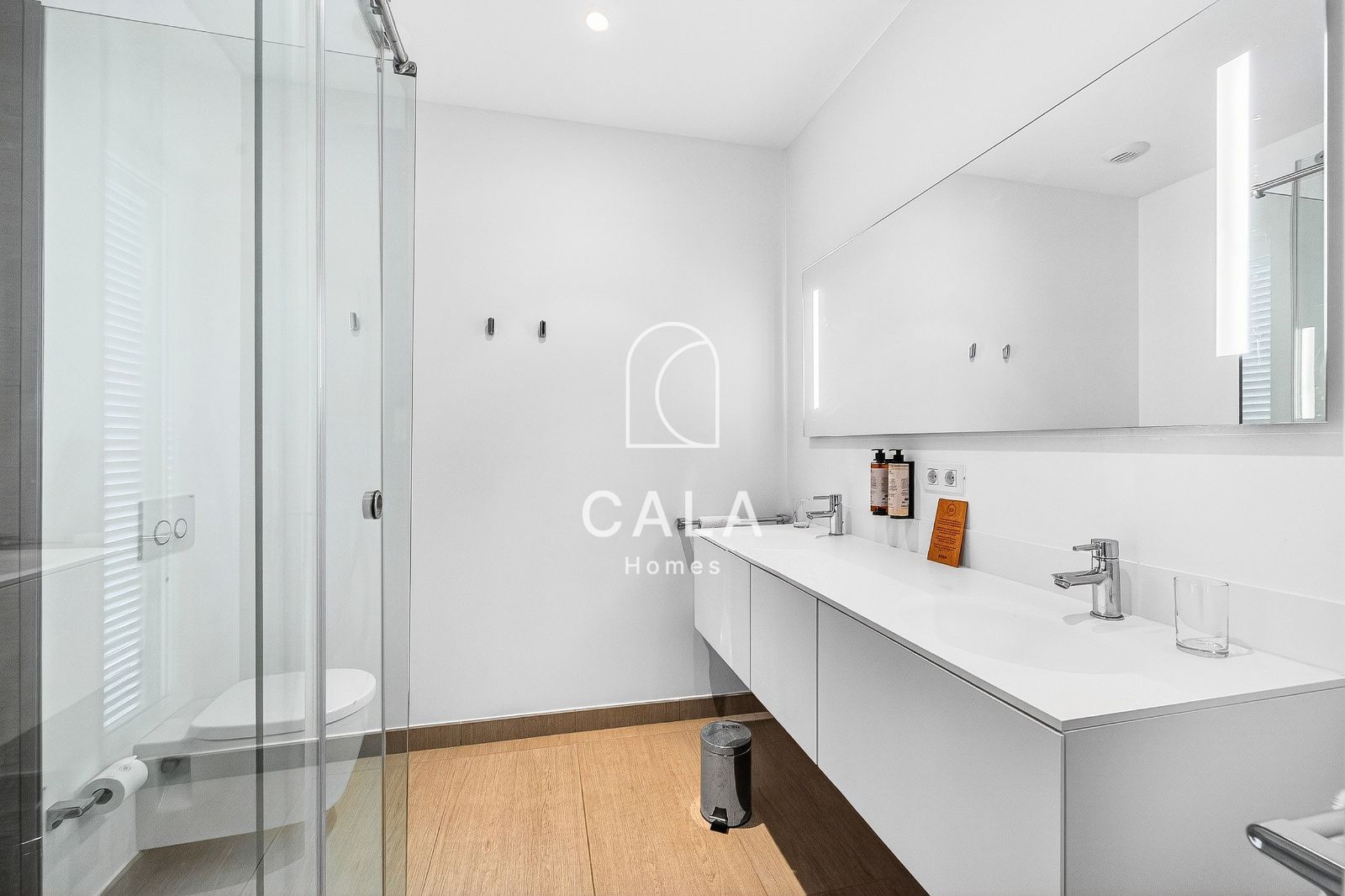 Exclusive Luxury Apartment with Sea Views in Baobab Suites