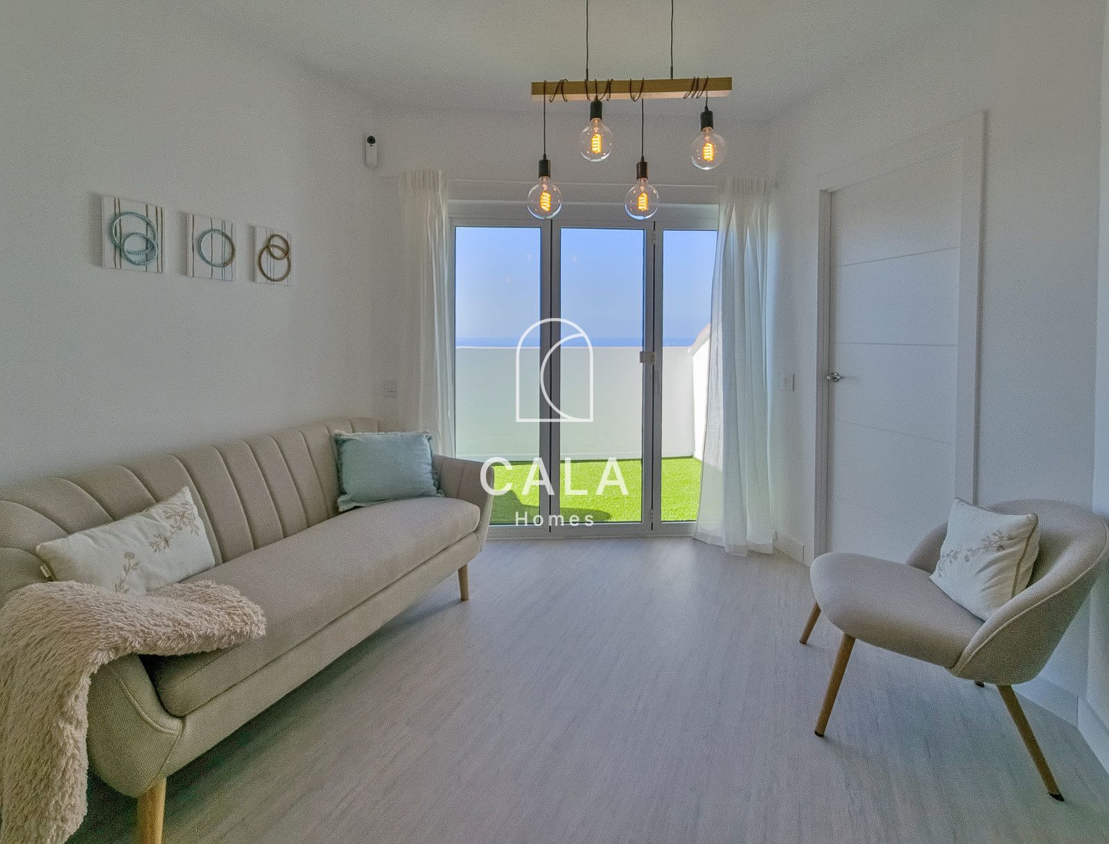 Ático con Vistas Panorámicas en Puerto Santiago