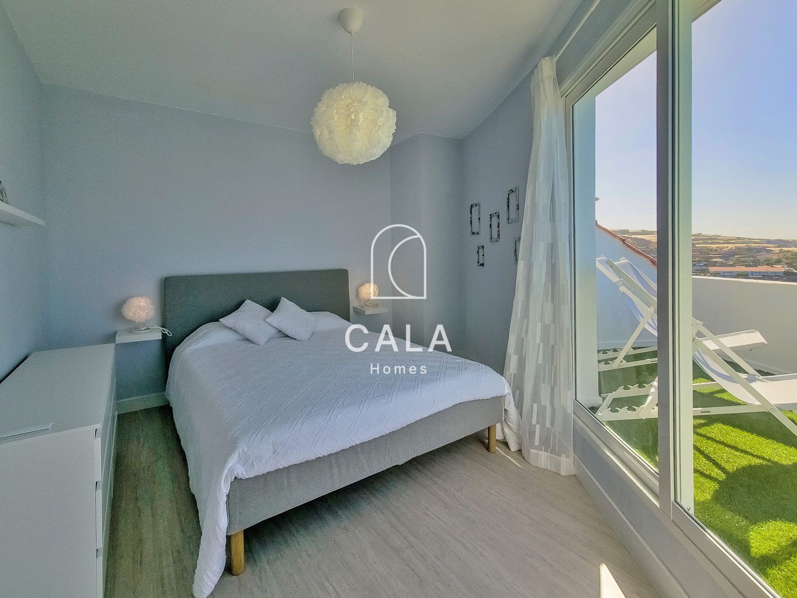 Ático con Vistas Panorámicas en Puerto Santiago