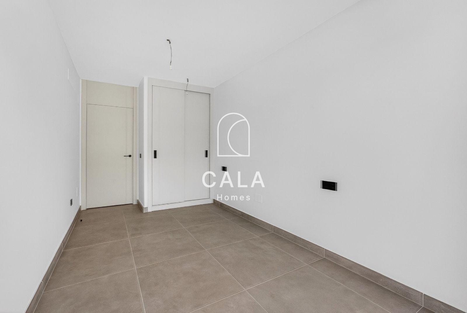 Spacious Apartment with Large Terrace in Sotavento Suites