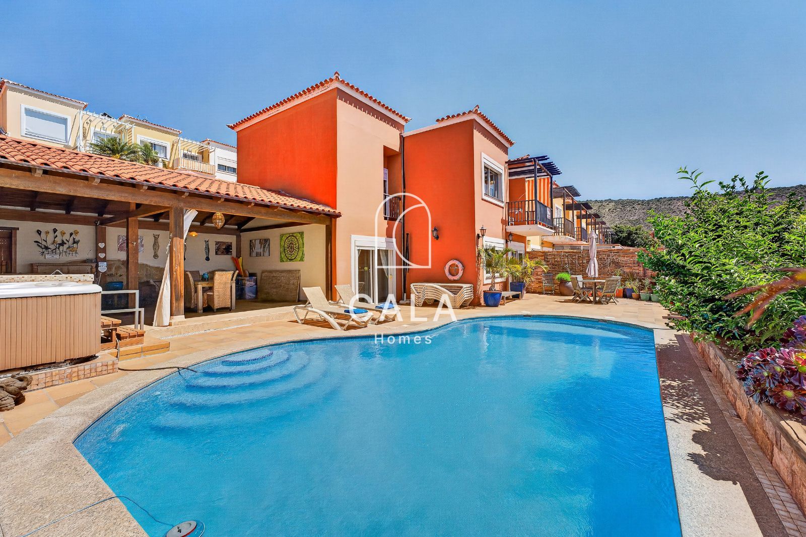 Exclusive Townhouse with Private Pool in Roque del Conde