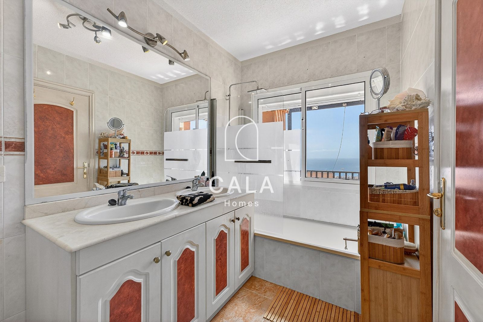 Exclusive Townhouse with Private Pool in Roque del Conde