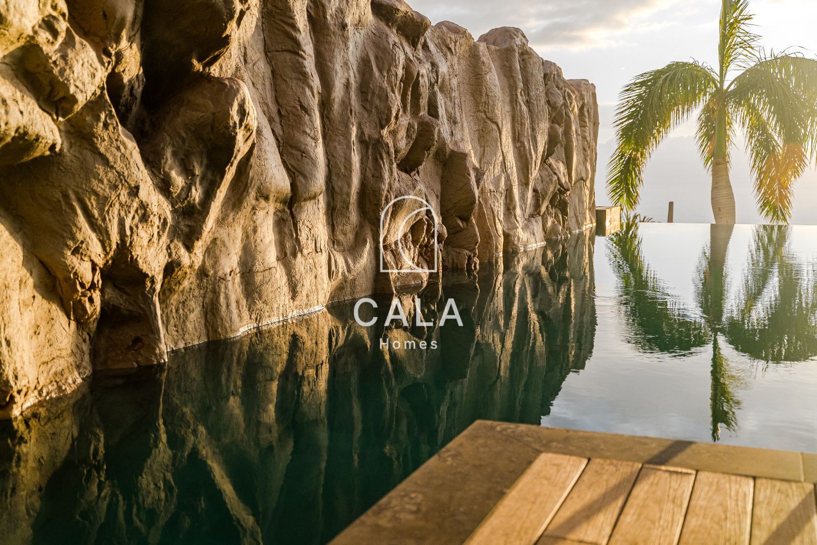 Exclusive Nivaria villa with sea views in Abama