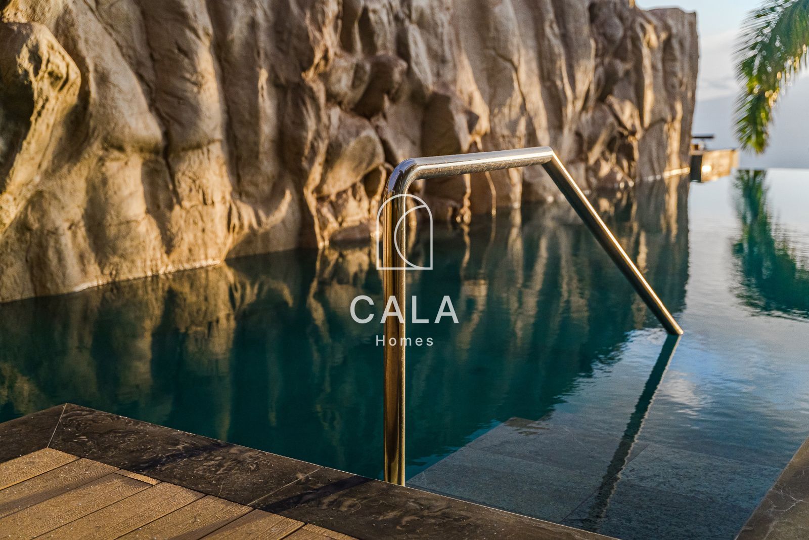 Exclusive Nivaria villa with sea views in Abama