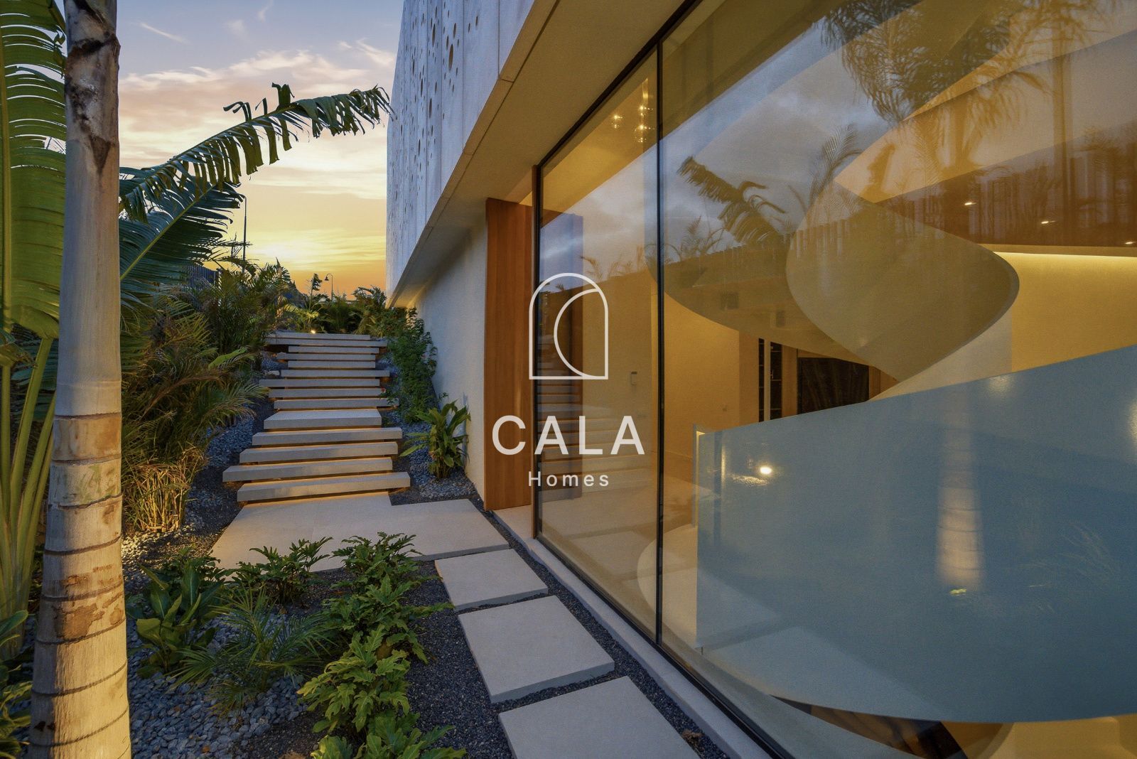 Exclusive Nivaria villa with sea views in Abama