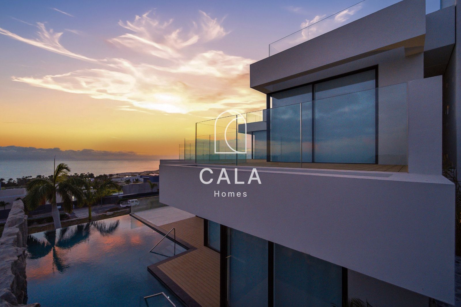 Exclusive Nivaria villa with sea views in Abama