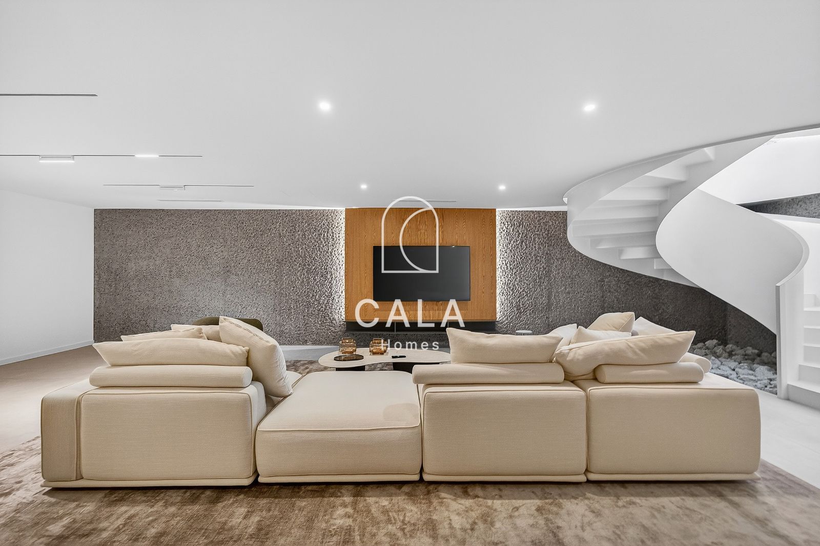 Exclusive Nivaria villa with sea views in Abama