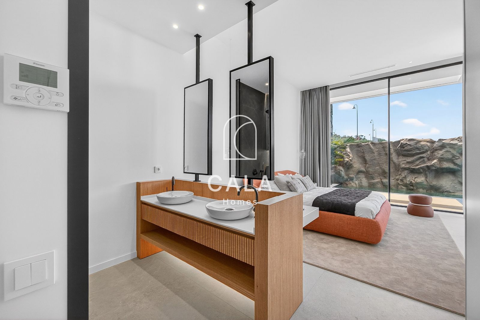 Exclusive Nivaria villa with sea views in Abama