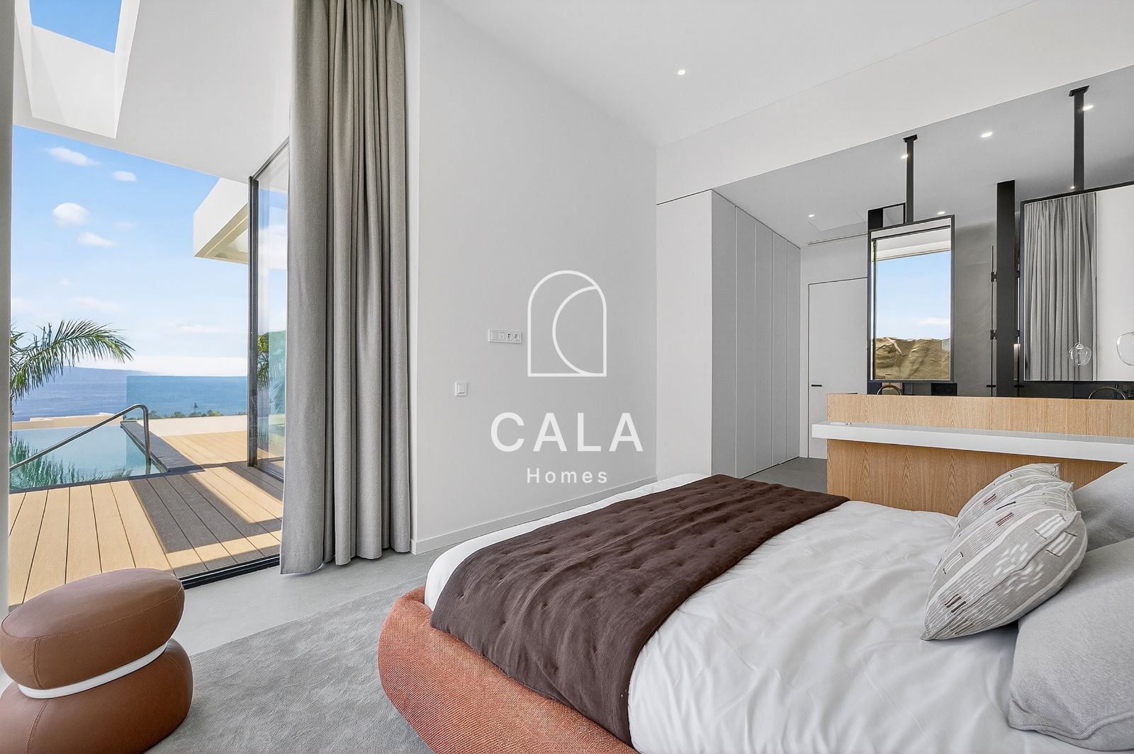 Exclusive Nivaria villa with sea views in Abama