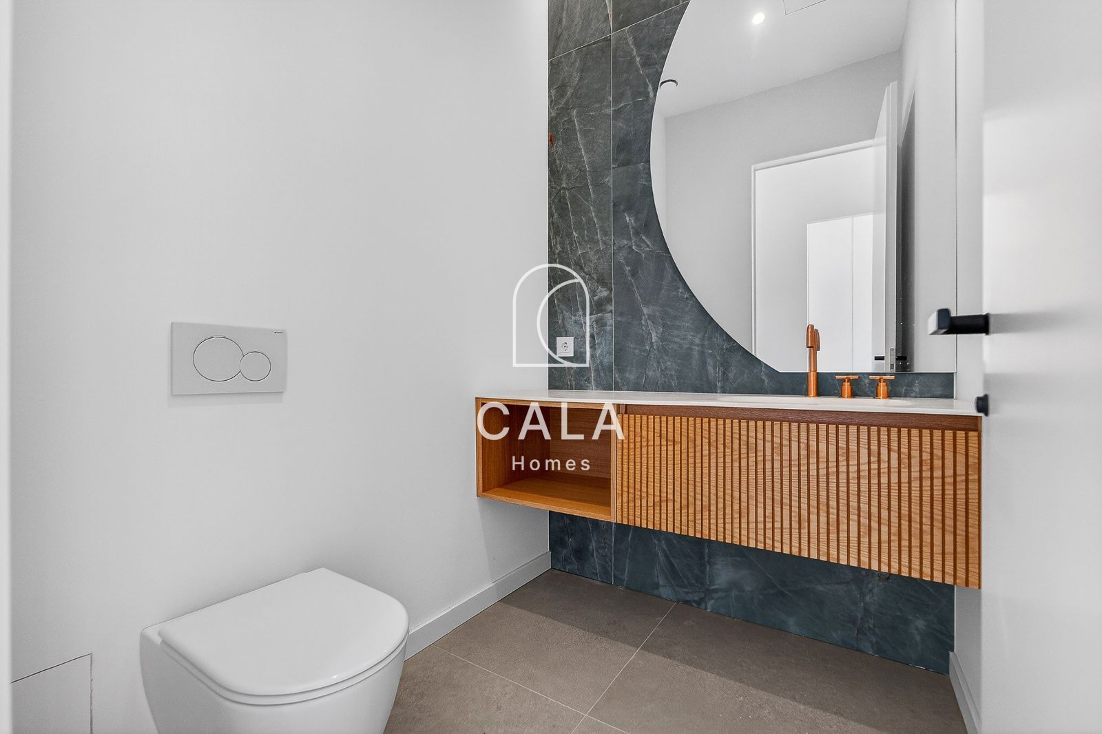 Exclusive Nivaria villa with sea views in Abama