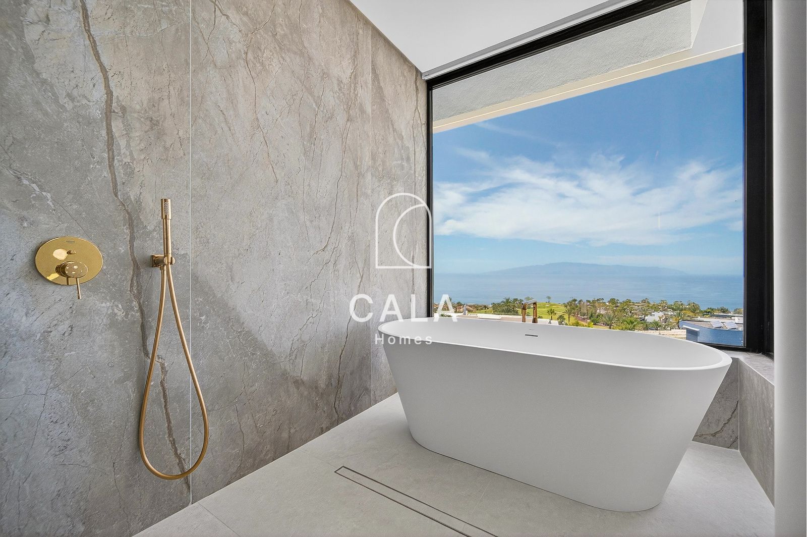 Exclusive Nivaria villa with sea views in Abama