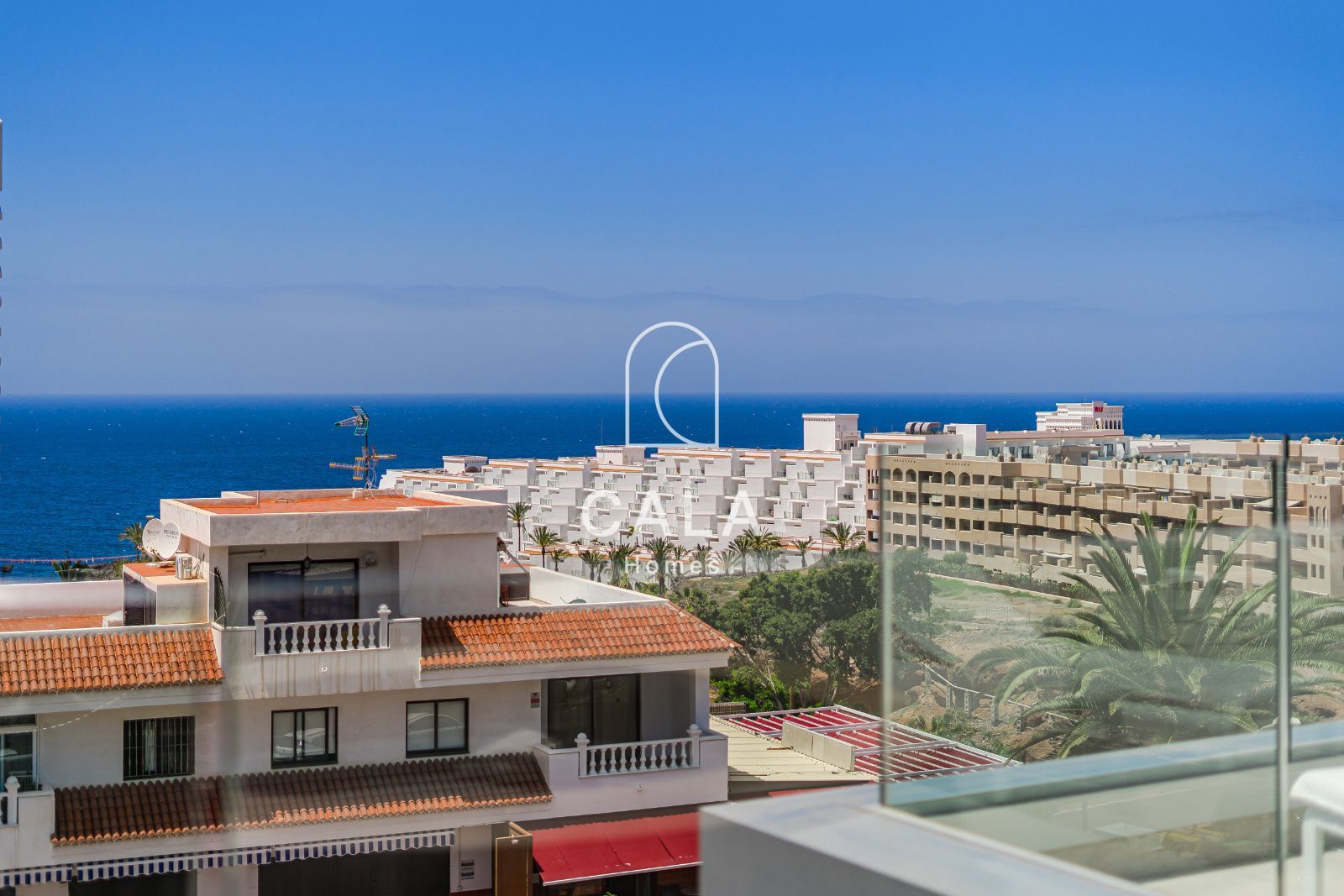 Exclusive 2-Bedroom Flat with Views in Playa Paraíso