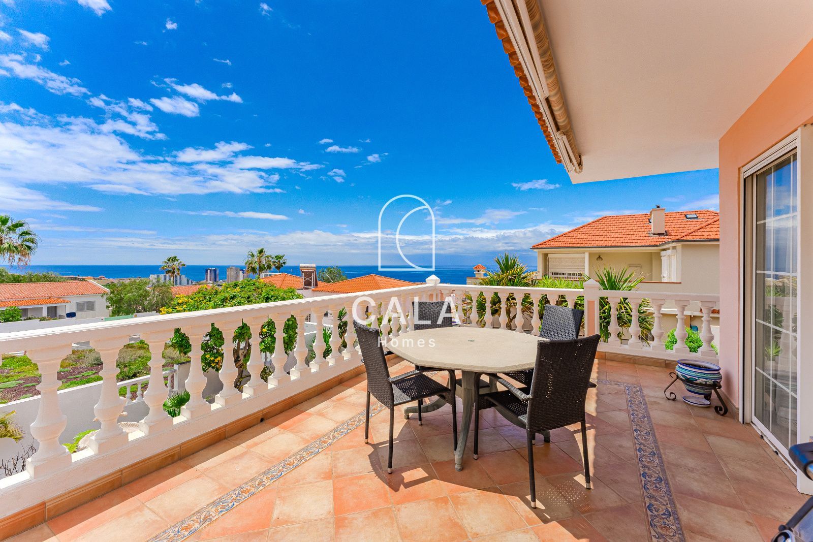 Exclusive Villa on Corner Plot with Sea Views in Callao Salvaje