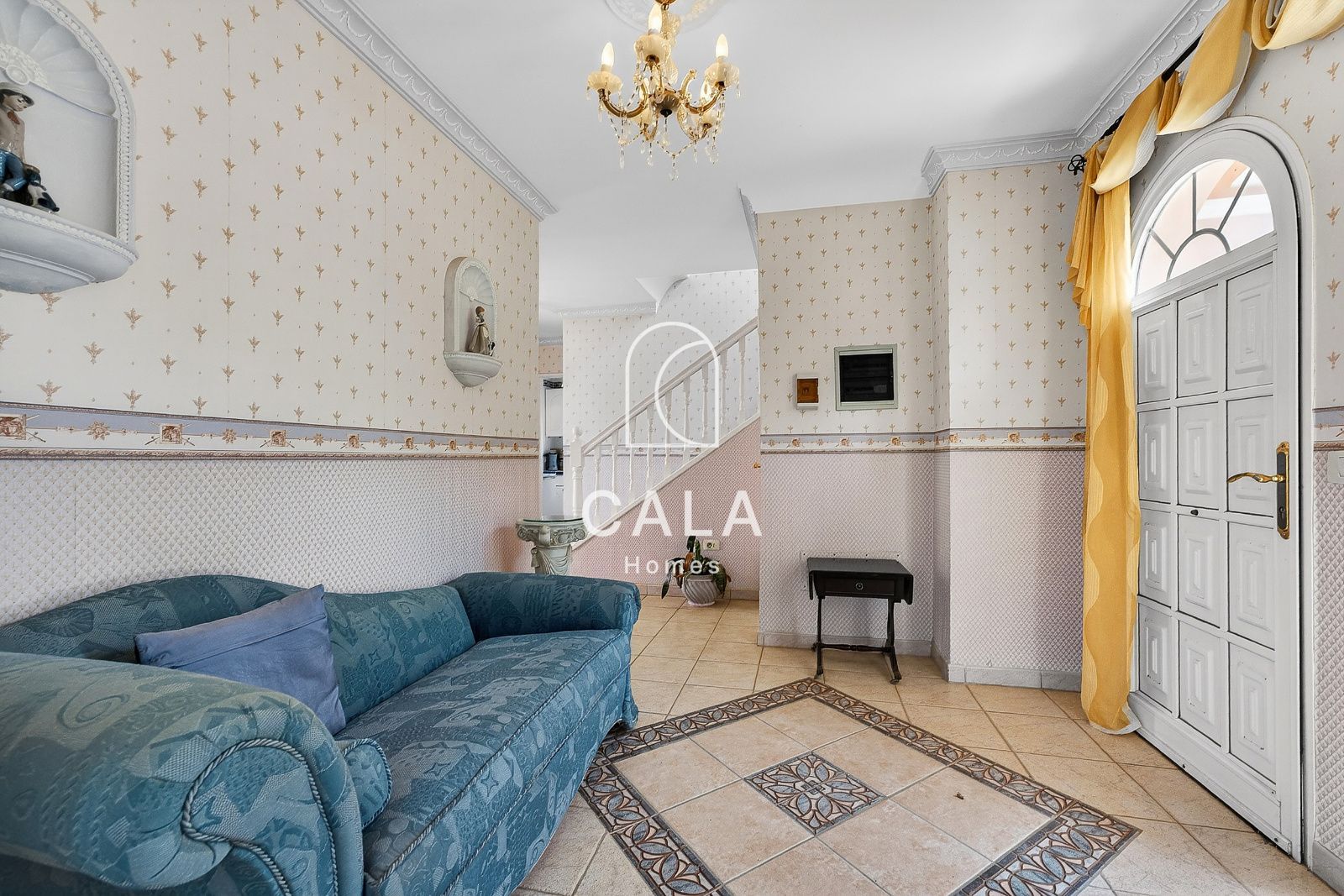 Exclusive Villa on Corner Plot with Sea Views in Callao Salvaje