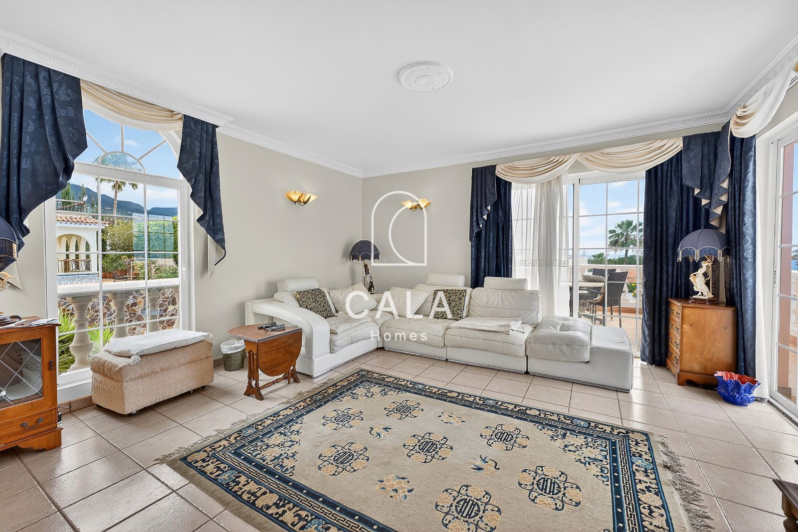 Exclusive Villa on Corner Plot with Sea Views in Callao Salvaje