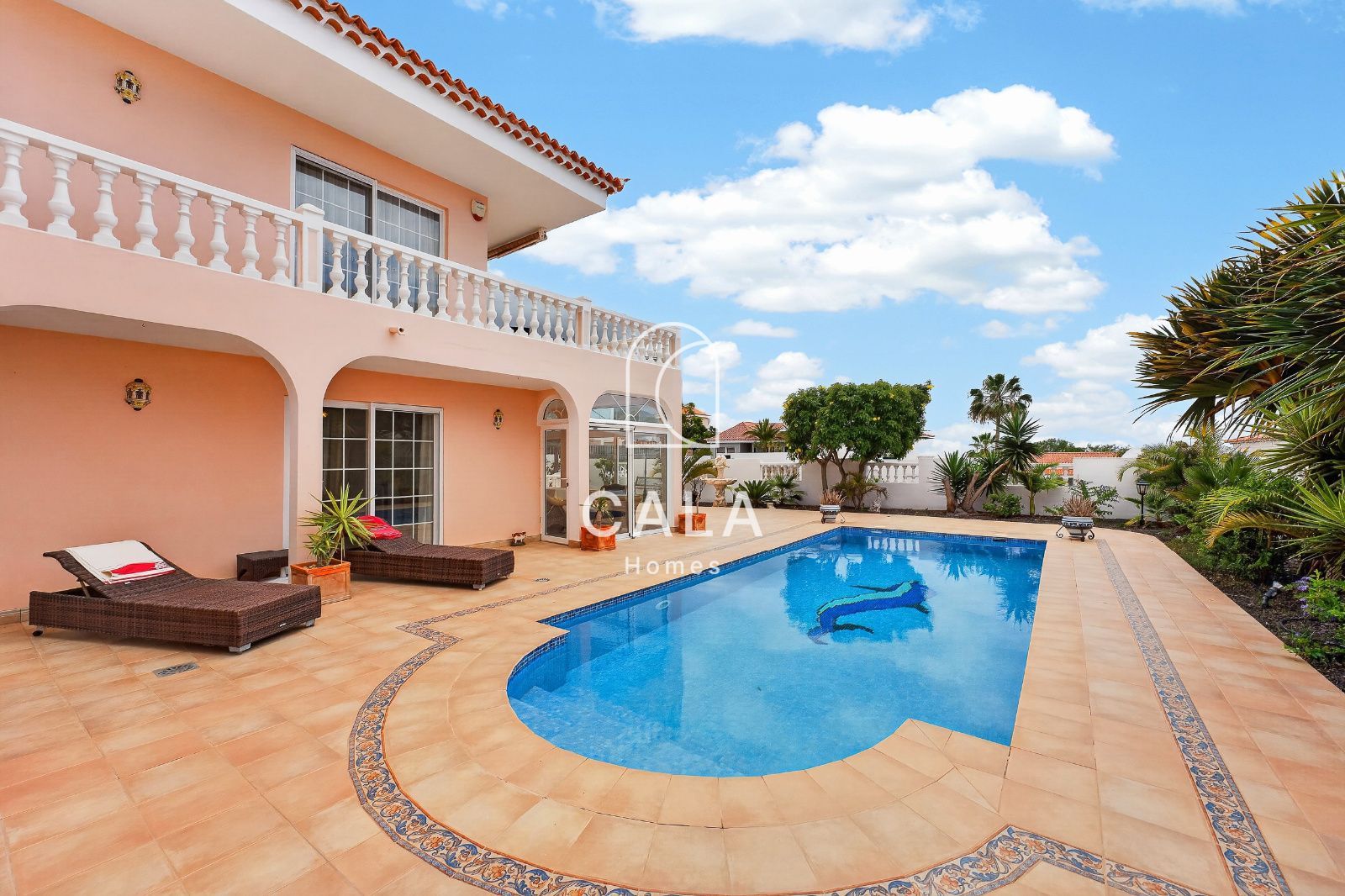 Exclusive Villa on Corner Plot with Sea Views in Callao Salvaje