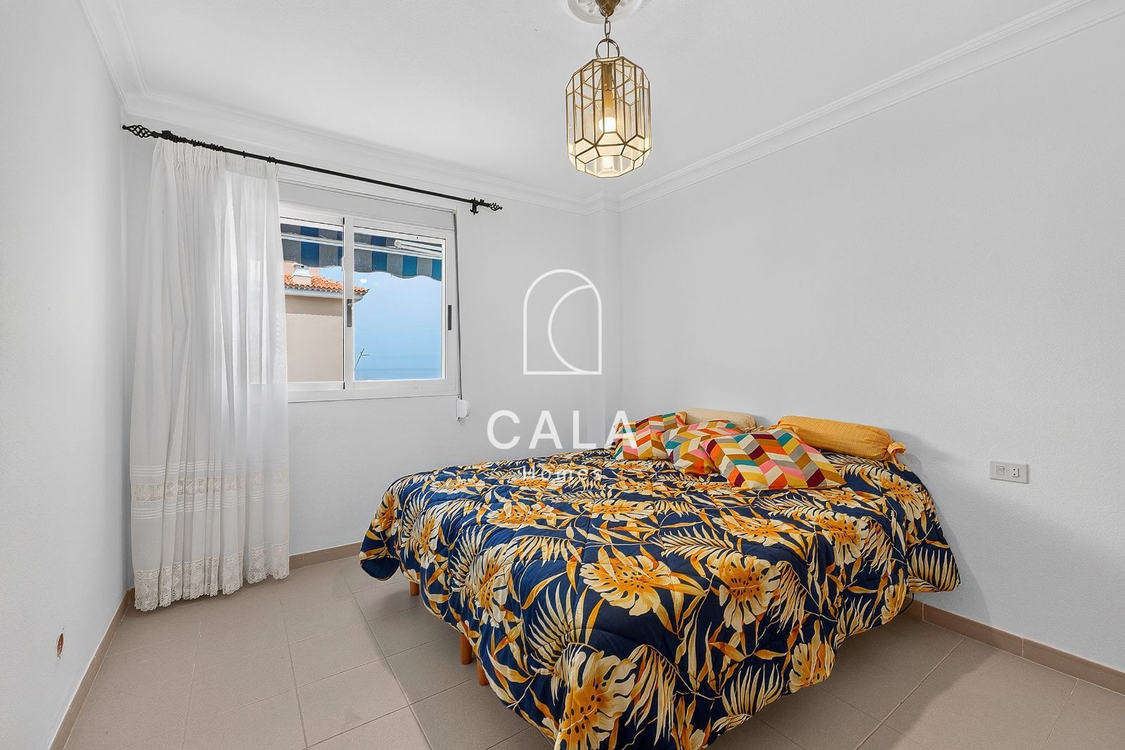 Opportunity in Puerto Santiago, 2-bedroom apartment with terrace and sea views