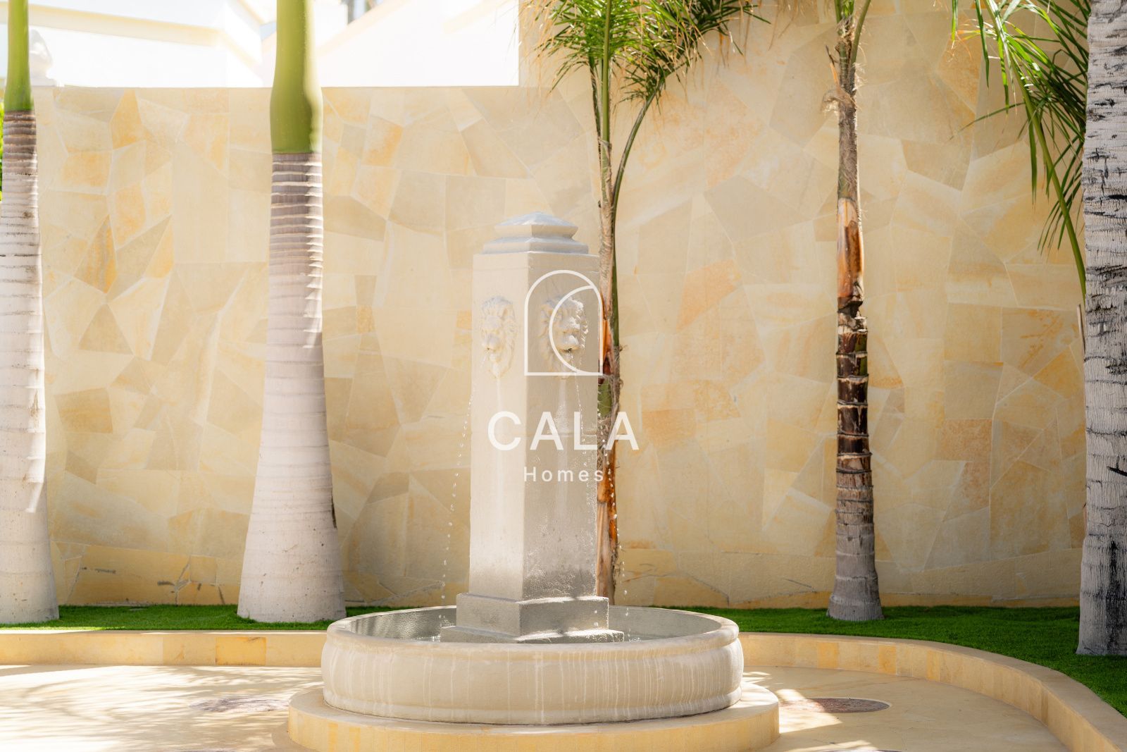 Exclusive Architect-Designed Villa With Open Views Of The Atlantic